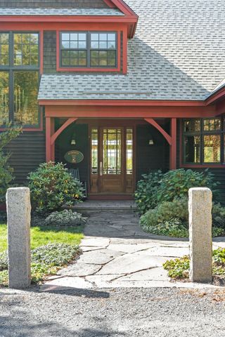 10 Tavern Lane, Lyme, NH 03768