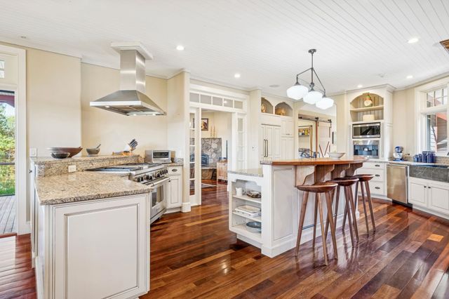 10 Tavern Lane, Lyme, NH 03768