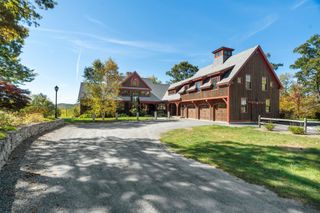 10 Tavern Lane, Lyme, NH 03768