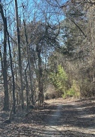 2215 Haskell Heights, Fayetteville, AR 72701