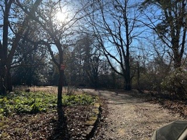 2215 Haskell Heights, Fayetteville, AR 72701