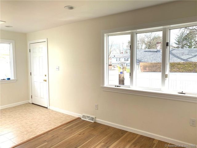 89 Cortland Circle, West Hartford, CT 06110