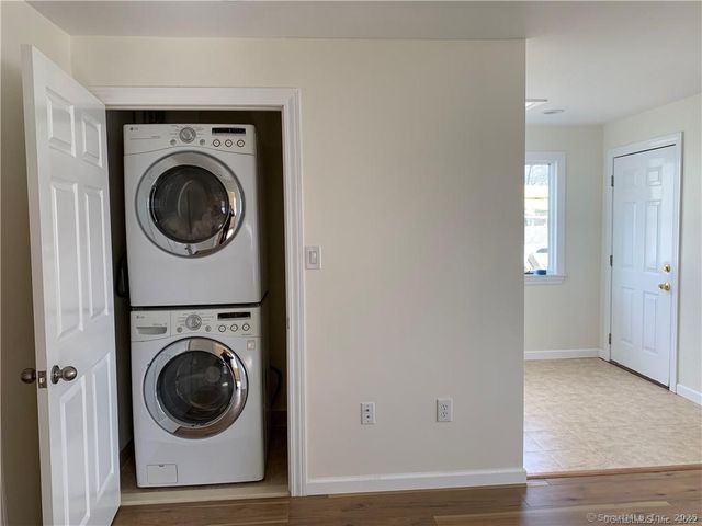 89 Cortland Circle, West Hartford, CT 06110