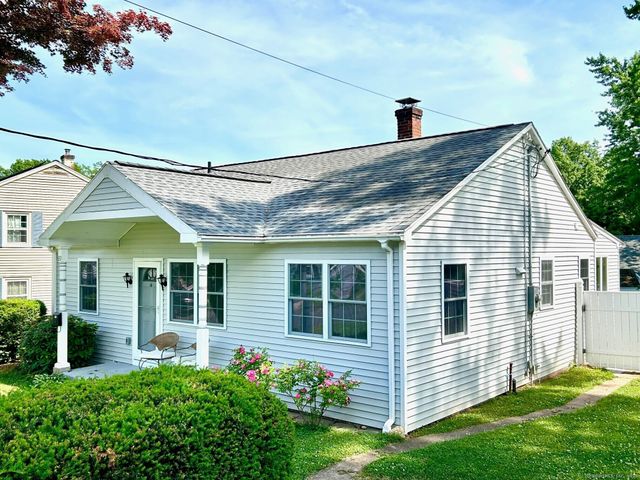 89 Cortland Circle, West Hartford, CT 06110