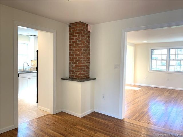 89 Cortland Circle, West Hartford, CT 06110