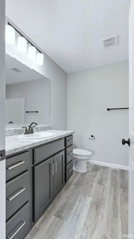 15360 Brimwillow Drive, Huntertown, IN 46748