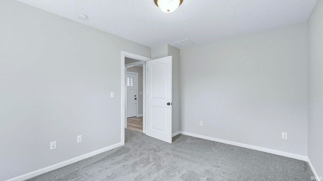 15360 Brimwillow Drive, Huntertown, IN 46748