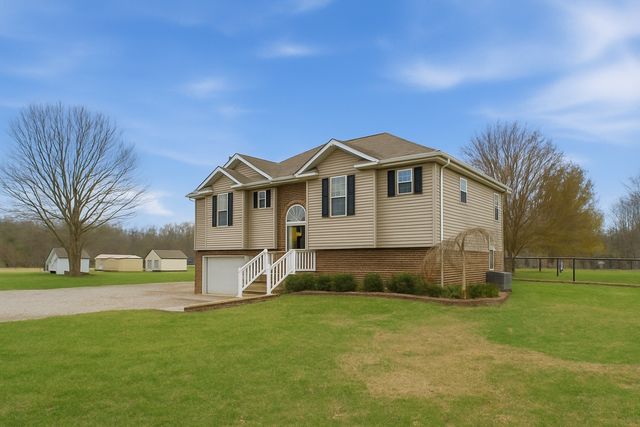 1266 Porter Morris Rd, Chapmansboro, TN 37035