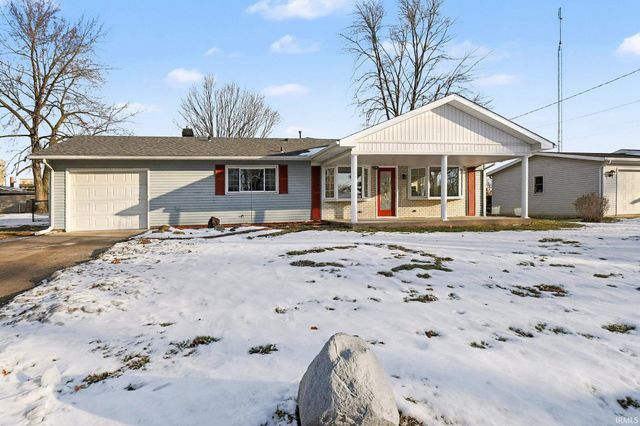 1901 Bay View Drive, Warsaw, IN 46580