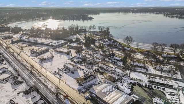 1901 Bay View Drive, Warsaw, IN 46580