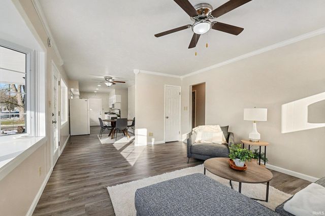 1901 Bay View Drive, Warsaw, IN 46580