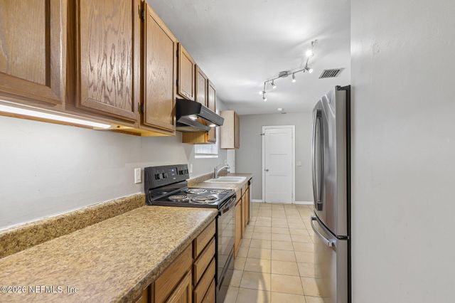 356 TIDEWATER Circle W, Jacksonville, FL 32211