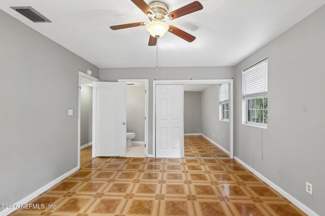 356 TIDEWATER Circle W, Jacksonville, FL 32211