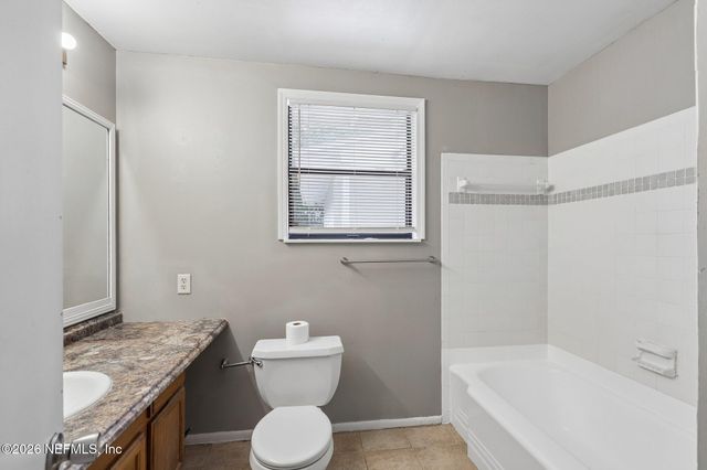 356 TIDEWATER Circle W, Jacksonville, FL 32211