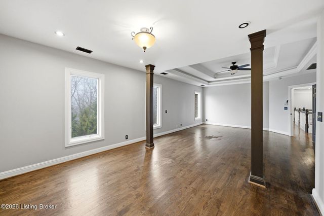 6209 Burnham Pl, Prospect, KY 40059
