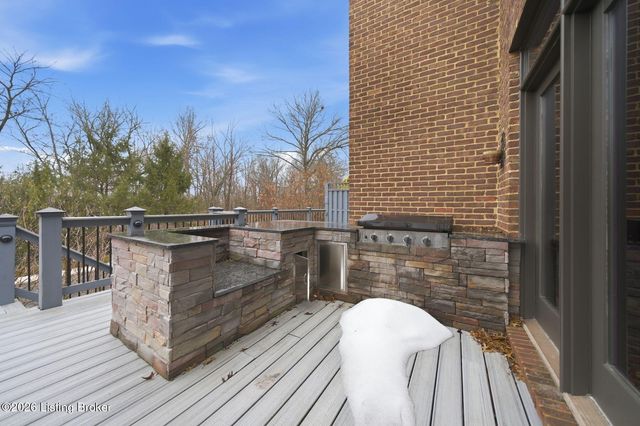 6209 Burnham Pl, Prospect, KY 40059