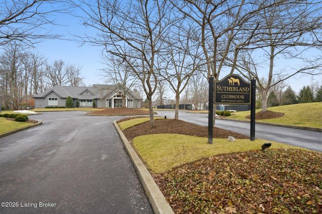 6209 Burnham Pl, Prospect, KY 40059