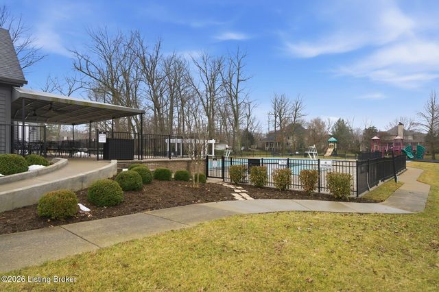 6209 Burnham Pl, Prospect, KY 40059