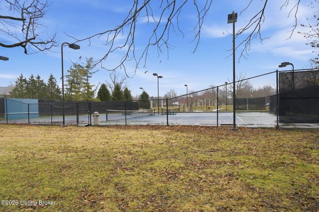 6209 Burnham Pl, Prospect, KY 40059