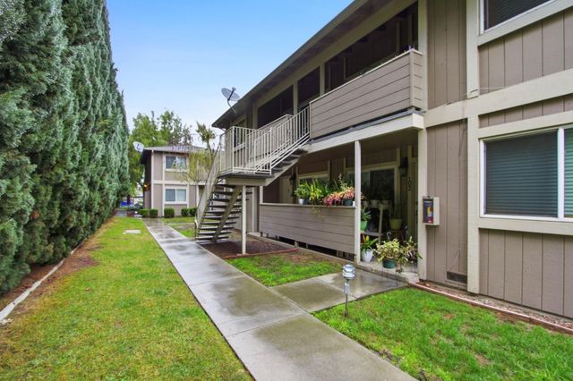 4970 Cherry Avenue 203, San Jose, CA 95118