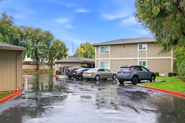 4970 Cherry Avenue 203, San Jose, CA 95118