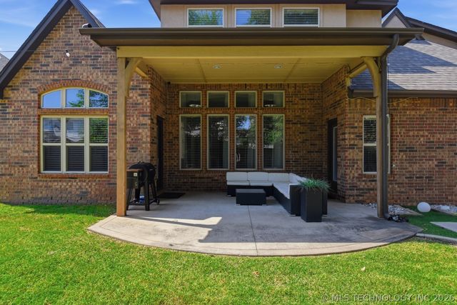 10709 E 100th Place S, Tulsa, OK 74133