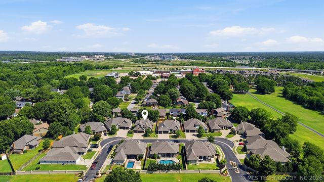 10709 E 100th Place S, Tulsa, OK 74133