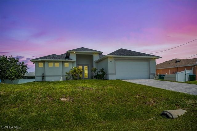 1013 NE 39th TER, Cape Coral, FL 33909