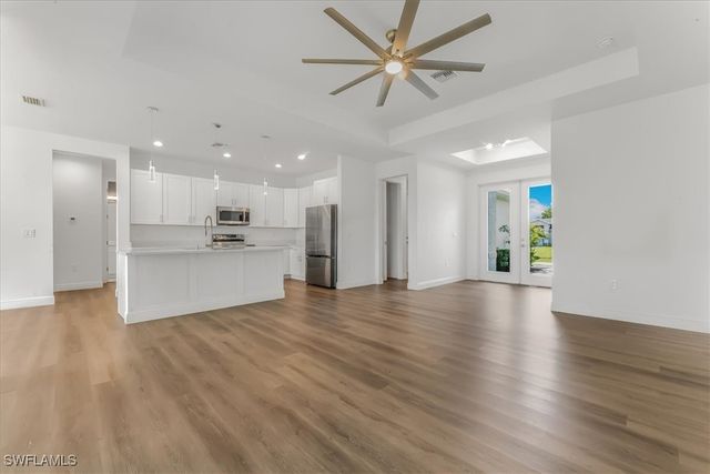 1013 NE 39th TER, Cape Coral, FL 33909