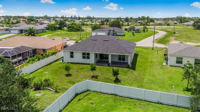 1013 NE 39th TER, Cape Coral, FL 33909