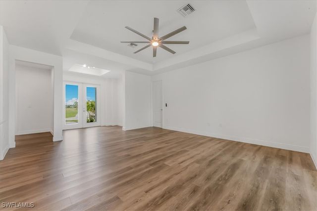 1013 NE 39th TER, Cape Coral, FL 33909