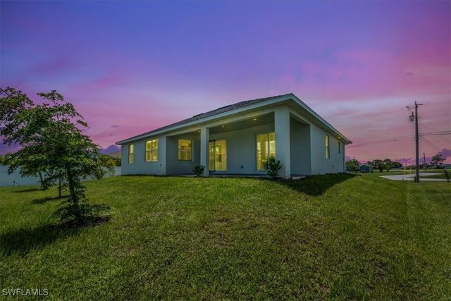1013 NE 39th TER, Cape Coral, FL 33909