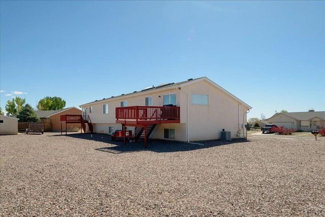 303 E Larchmont Dr, Pueblo West, CO 81007