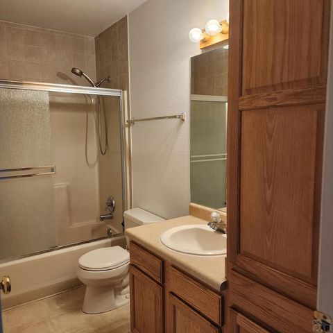 303 E Larchmont Dr, Pueblo West, CO 81007