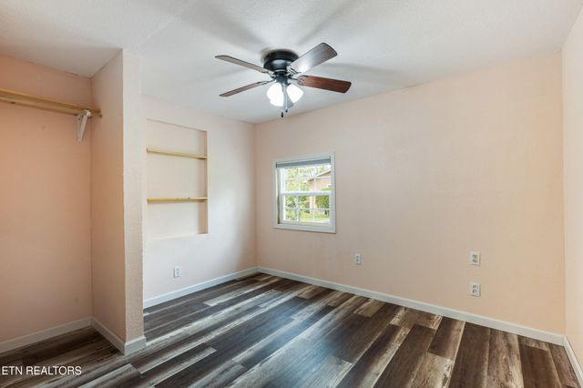 210 Conifer Tr, Winfield, TN 37892