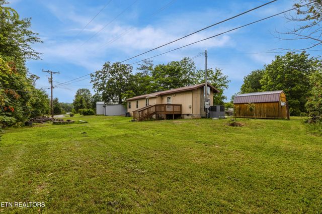 210 Conifer Tr, Winfield, TN 37892
