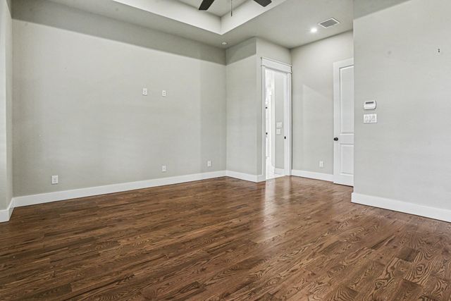 2401 Prestwick Drive, Midlothian, TX 76065