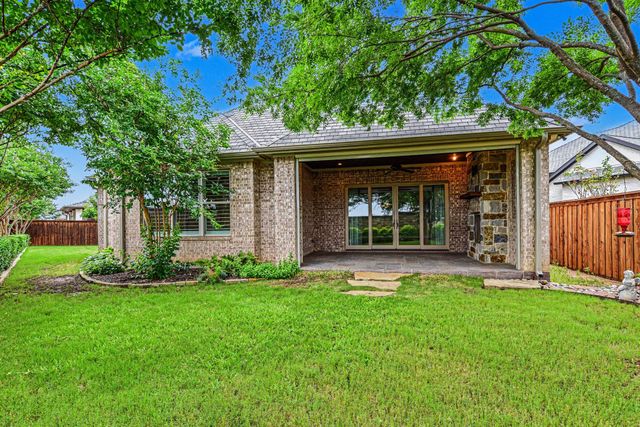 2401 Prestwick Drive, Midlothian, TX 76065