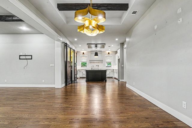 2401 Prestwick Drive, Midlothian, TX 76065
