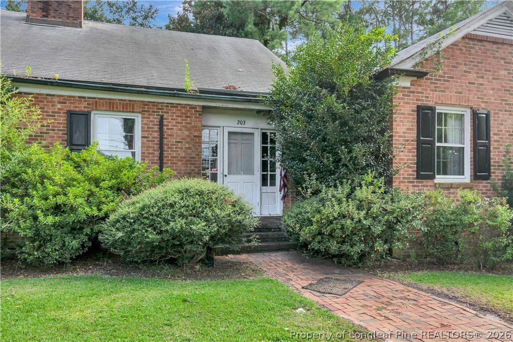 203 W 26th Street, Lumberton, NC 28358 — photo 3