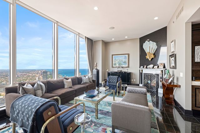 401 N Wabash Avenue 85B, Chicago, IL 60611