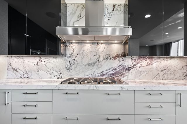 401 N Wabash Avenue 85B, Chicago, IL 60611