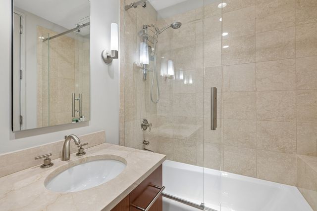 401 N Wabash Avenue 85B, Chicago, IL 60611