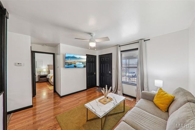 4695 Primm Street, St Louis, MO 63116