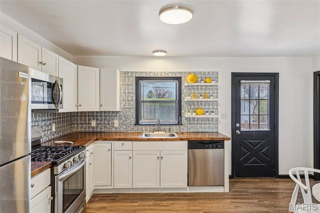 4695 Primm Street, St Louis, MO 63116