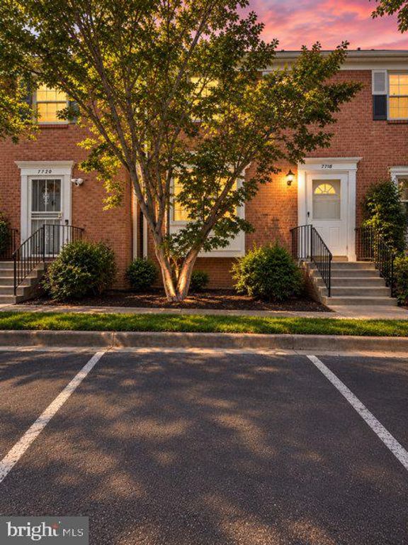 7718 TREVINO LN, Falls Church, VA 22043