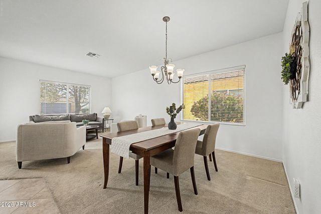 896 E LA COSTA Place, Chandler, AZ 85249