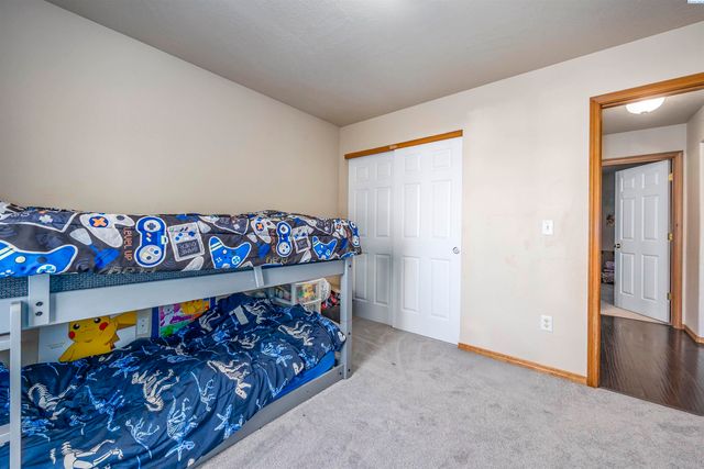 8608 Heathrow Ct, Pasco, WA 99301