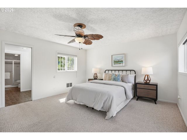 1920 14TH St, Oregon City, OR 97045