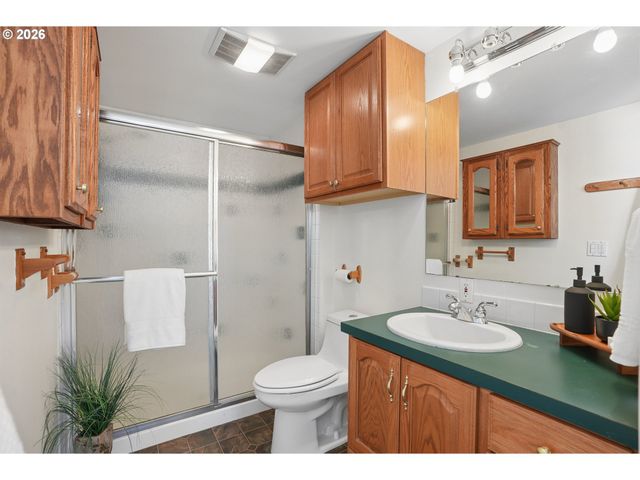 1920 14TH St, Oregon City, OR 97045
